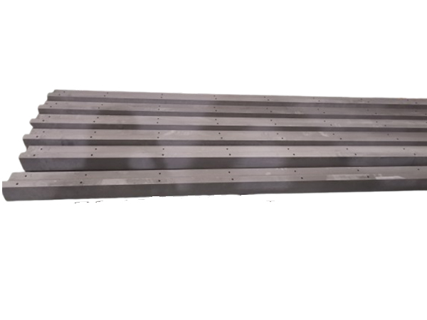 Graphite Barriers for Manufacturing Float Glass